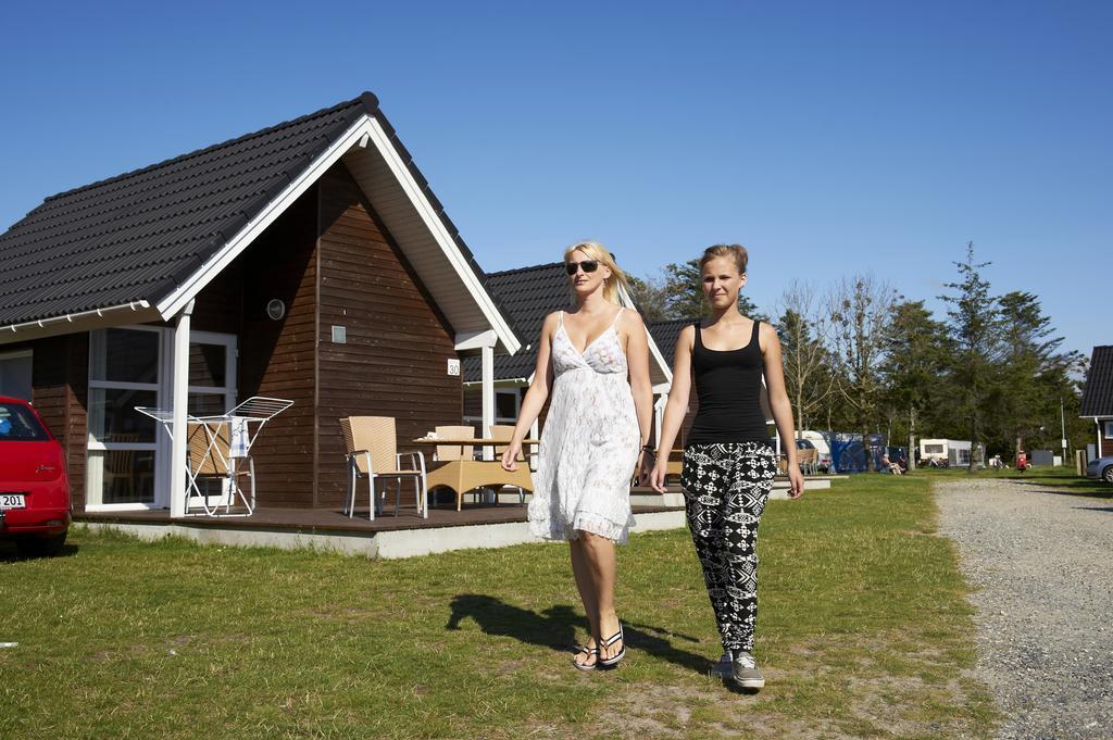 Lokken Klit Camping & Cottage Village Buitenkant foto